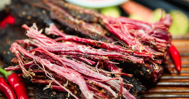 Đặc sản cao bằng bò gác bếp