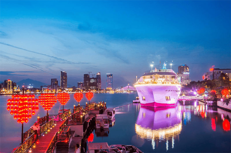 Các điểm du lịch Đà Nẵng nổi tiếng - cầu khoá