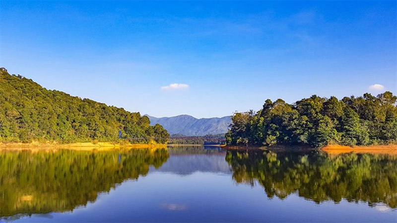 Điểm du lịch Điện Biên lịch sử hồ pá Khoang