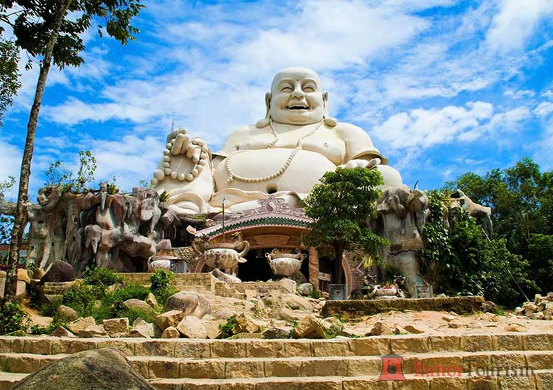 Điểm du lịch miền Tây đẹp - Núi Cấm