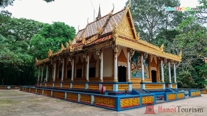 Điểm du lịch miền Tây đẹp - Chùa Dơi