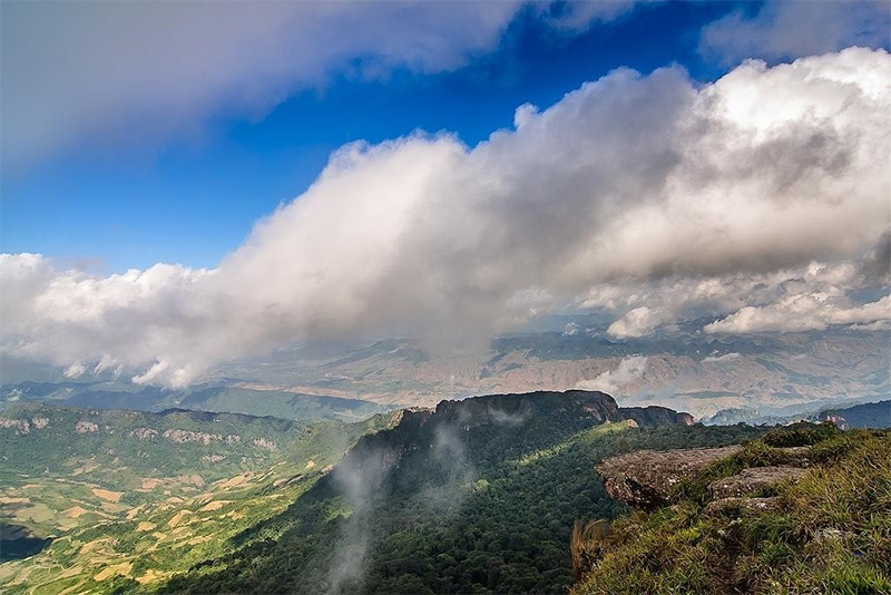 Núi Tây Côn Lĩnh ở Hoàng Su Phì Hà Giang