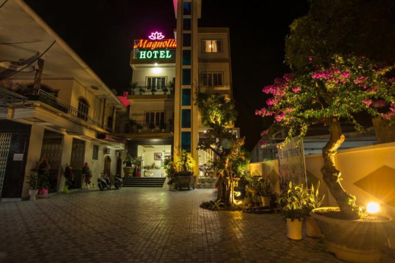 Khách sạn Cam Ranh giá rẻ bất ngờ