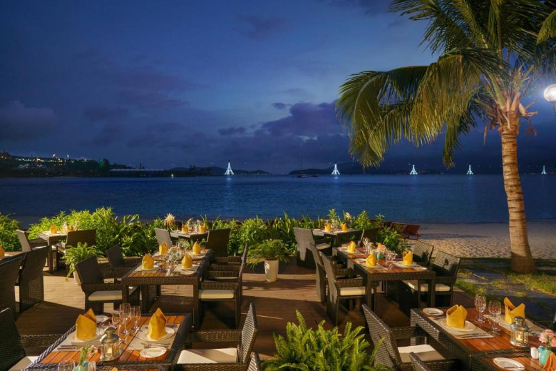 khách sạn Vinpearl nha trang Resort & Spa Nha Trang Bay 4