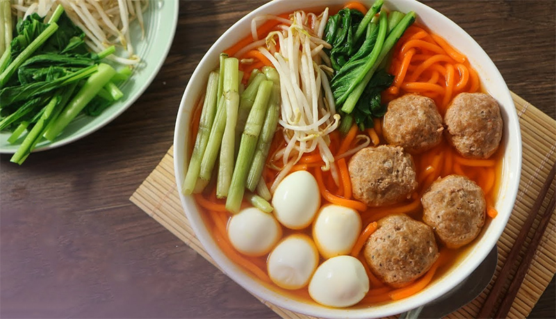 Kinh nghiệm du lịch Tây Nguyên - Bún sợi đỏ