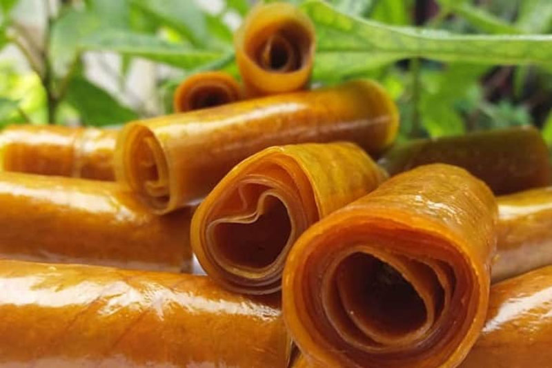 Đặc sản Nha Trang mua làm quà bánh tráng xoài