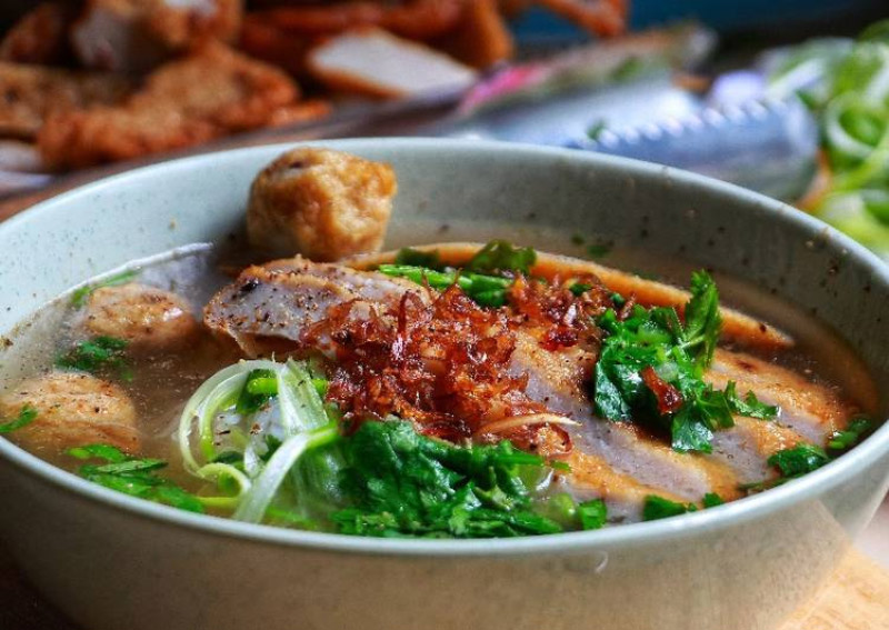 Món ngon Nha Trang - bún, bánh canh chả cá