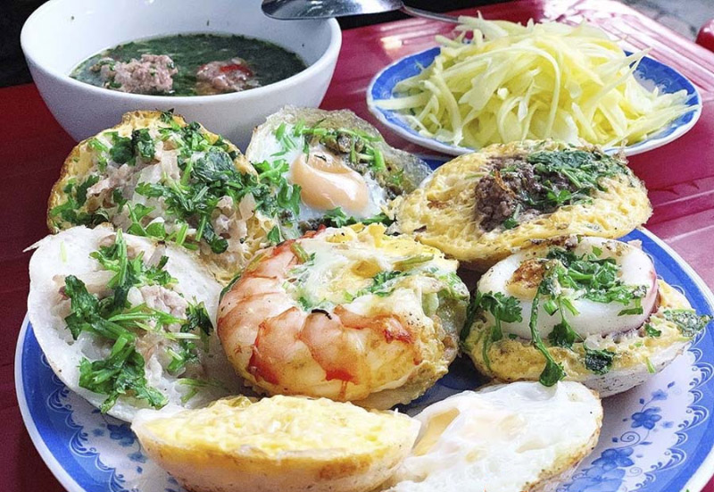 Món ngon Nha Trang - bánh căn