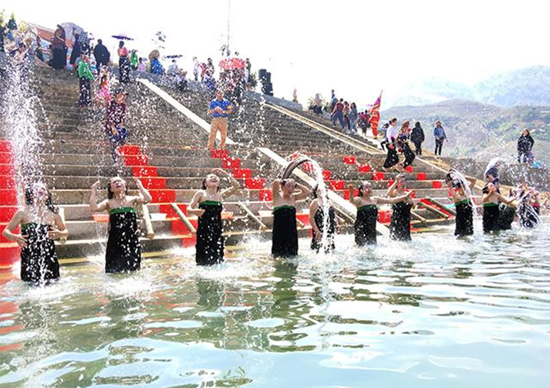 Phong tục Tết người dân tộc Thái